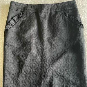 NWOT Loft black pencil skirt with ruffle detail on pockets